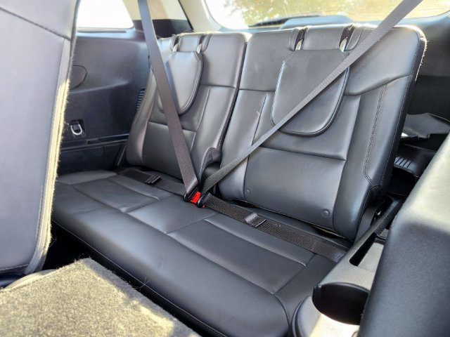Used 2025 Ford Explorer Active w/ Active Comfort Package AWD/4WD image 17