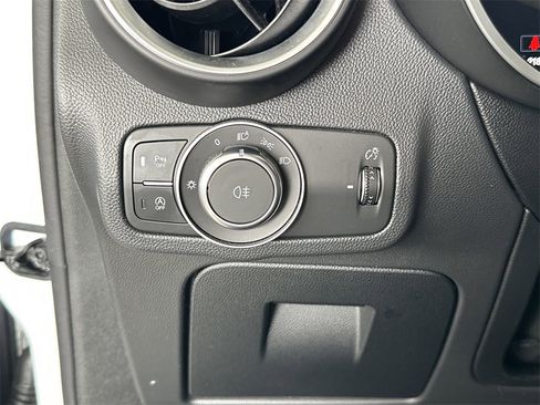 Used 2024 Alfa Romeo Stelvio Ti image 20