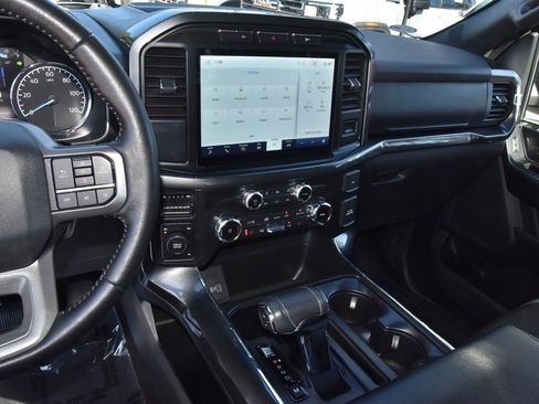 Certified 2022 Ford F150 XLT w/ Equipment Group 302A High image 26