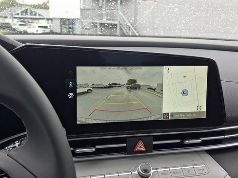New 2026 Hyundai Elantra Limited FWD image 13