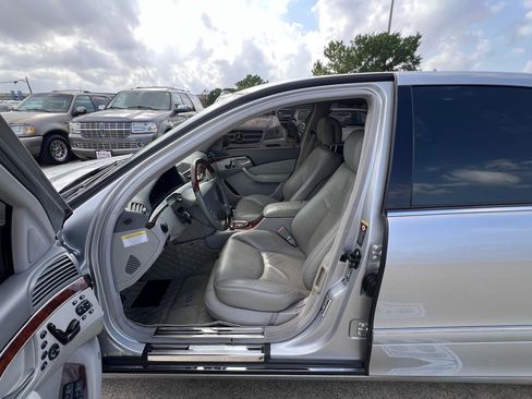 Used 2005 Mercedes-Benz S 600 image 15