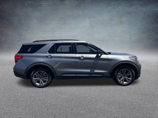 Used 2023 Ford Explorer XLT w/ Equipment Group 202A RWD video 2