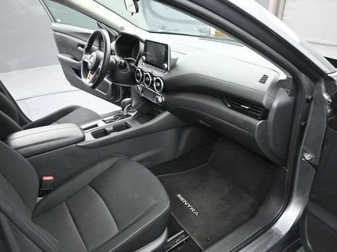 Used 2024 Nissan Sentra SV FWD image 24