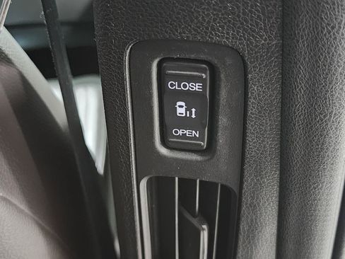 Used 2019 Honda Odyssey EX-L image 33