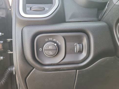 New 2026 RAM 2500 Big Horn AWD/4WD image 21