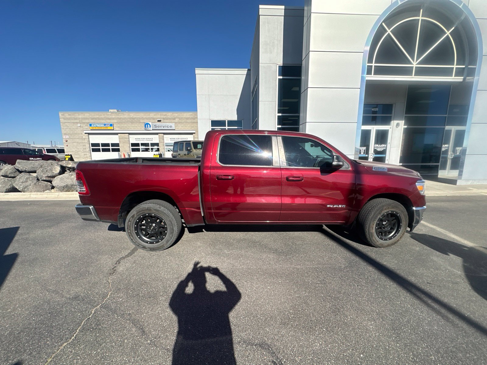 Used 2021 RAM 1500 Big Horn AWD/4WD image 3