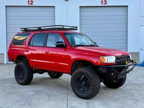 Used 1998 Toyota 4Runner SR5 image 3