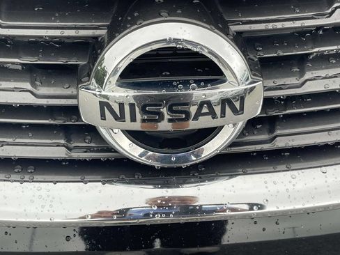 Used 2016 Nissan Altima 3.5 SL w/ 3.5 Technology Package FWD image 3