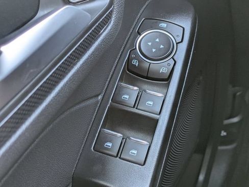 Used 2025 Ford Escape ST-Line FWD image 24