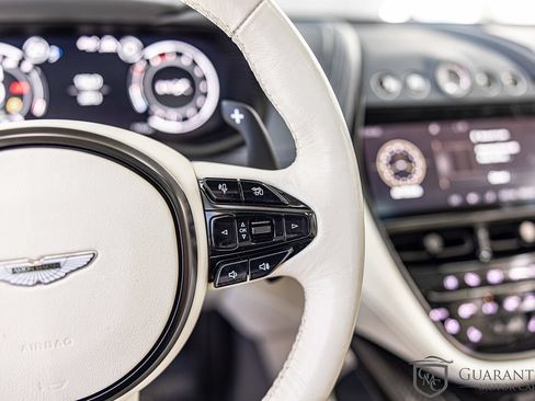 Used 2021 Aston Martin DBX AWD/4WD image 27
