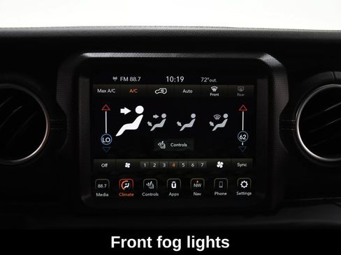 Used 2023 Jeep Wrangler Unlimited Sahara w/ Cold Weather Group AWD/4WD image 18