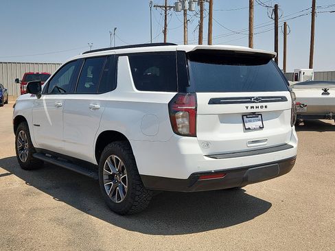 Used 2023 Chevrolet Tahoe Z71 w/ Luxury Package AWD/4WD image 3