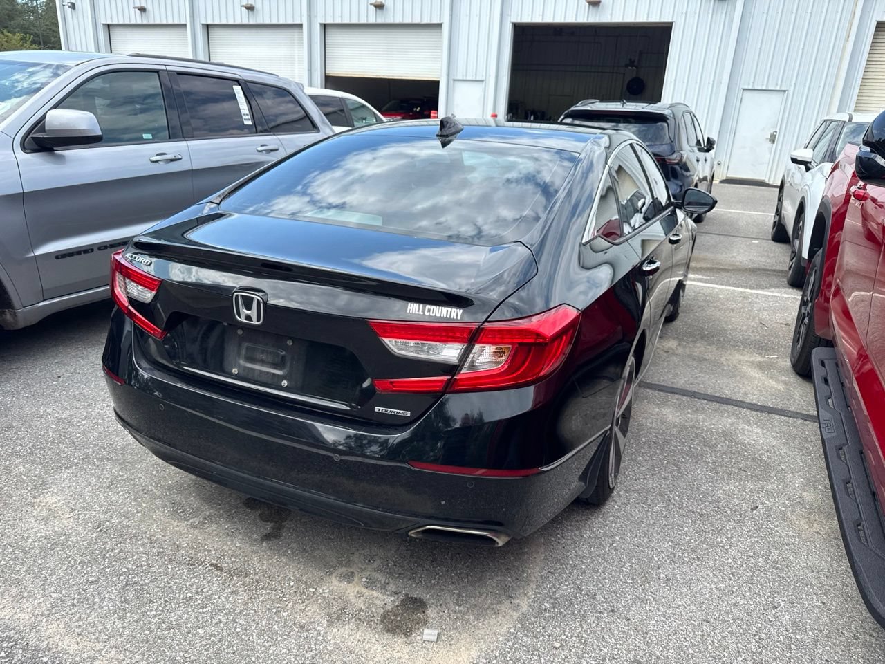 Used 2018 Honda Accord Touring image 7