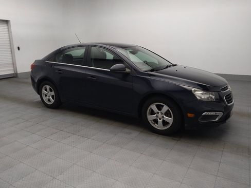 Used 2016 Chevrolet Cruze LT FWD image 11