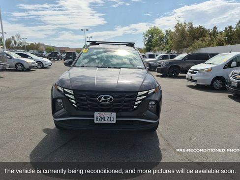 Used 2022 Hyundai Tucson SEL w/ Winter Package AWD/4WD image 2