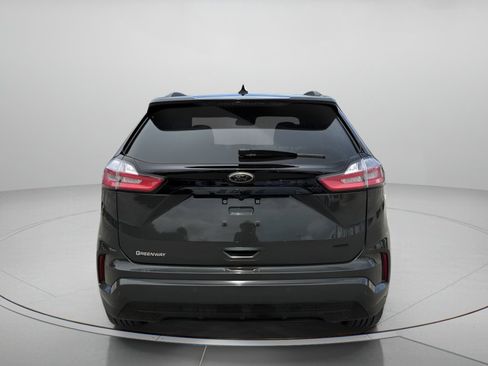 Used 2024 Ford Edge SE w/ Black Appearance Package AWD/4WD image 4