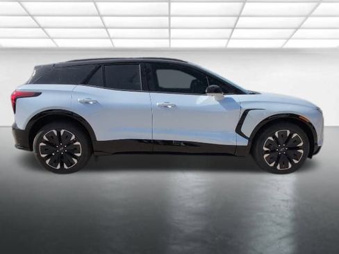 New 2026 Chevrolet Blazer EV RS image 38