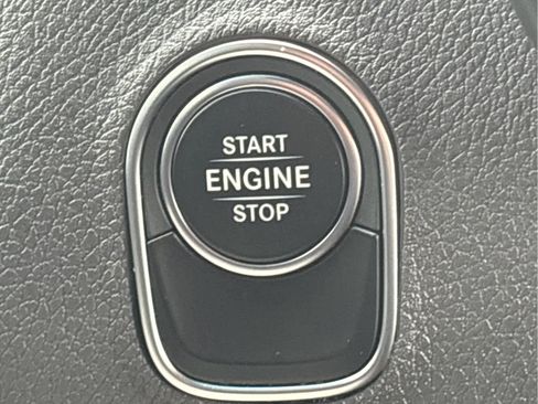 Used 2022 Mercedes-Benz Sprinter 2500 image 16
