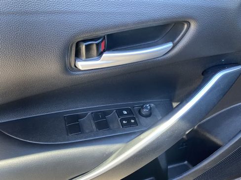 Used 2021 Toyota Corolla SE image 18