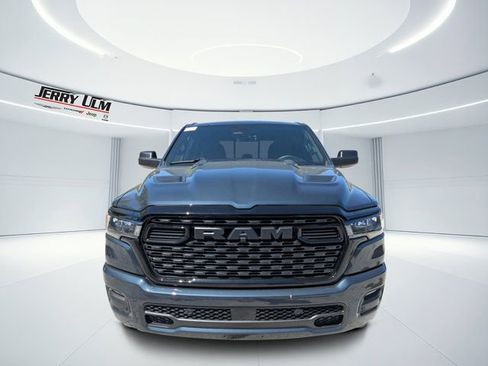 New 2026 RAM 1500 Express AWD/4WD image 8