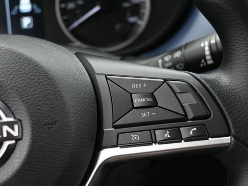 New 2025 Nissan Versa SV w/ Trunk Package FWD image 20