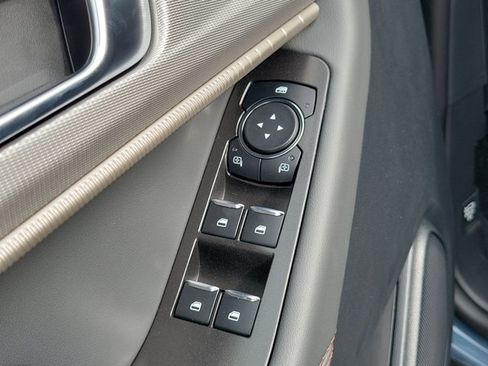 New 2026 Ford Explorer Active RWD image 24