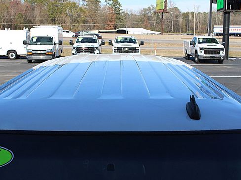 Used 2021 Chevrolet Express 2500 w/ Driver Convenience Package image 17