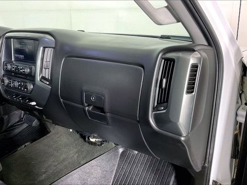 Used 2018 Chevrolet Silverado 1500 LT w/ All Star Edition image 21
