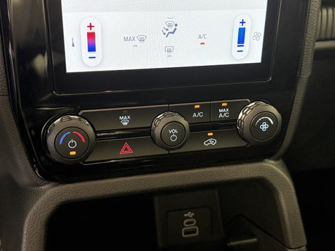 New 2025 Ford Ranger XLT w/ FX4 Off-Road Package AWD/4WD image 24