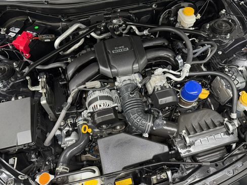 Used 2022 Toyota GR86 RWD image 43