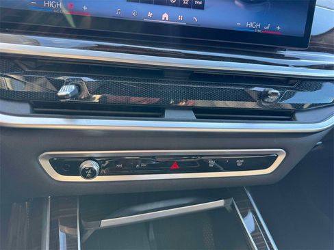 Certified 2024 BMW X7 xDrive40i w/ M Sport Package image 13