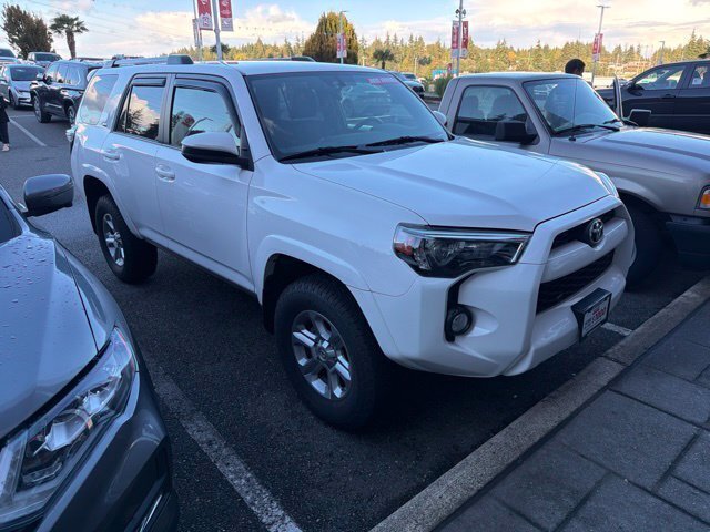 Used 2019 Toyota 4Runner SR5 AWD/4WD image 2