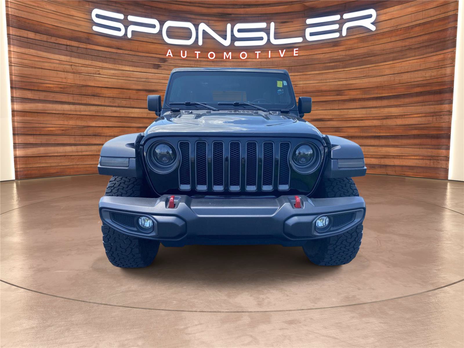 Used 2019 Jeep Wrangler Unlimited Rubicon w/ Cold Weather Group AWD/4WD image 10