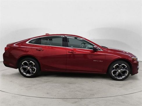 Used 2024 Chevrolet Malibu LT image 6