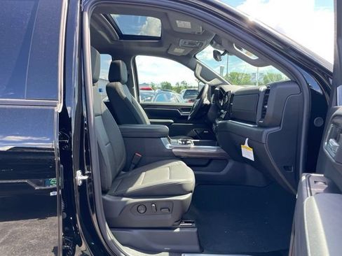 New 2026 Chevrolet Silverado 2500 LTZ w/ LTZ Plus Package AWD/4WD image 16
