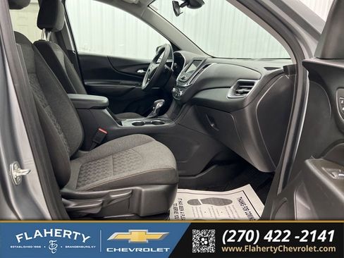 Used 2023 Chevrolet Equinox LT AWD/4WD image 14