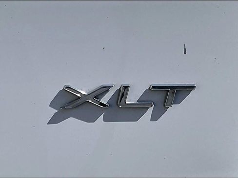 Used 2023 Ford Transit 350 XLT RWD image 10