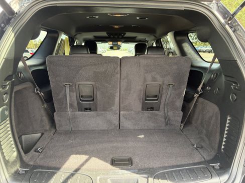 Used 2023 Dodge Durango R/T w/ Blacktop Package AWD/4WD image 34