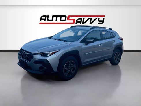Used 2025 Subaru Crosstrek 2.5i Premium AWD/4WD image 3