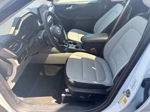 Used 2024 Ford Escape Active w/ Tech Pack #2 image 8