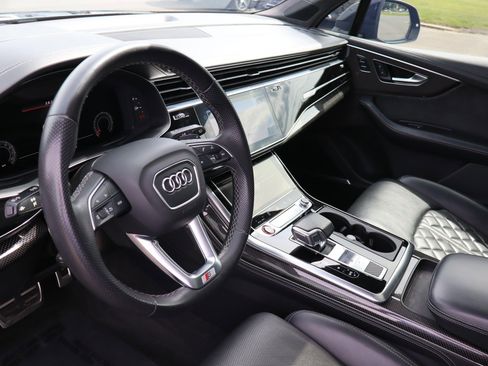 Used 2021 Audi SQ7 Prestige w/ Prestige Package AWD/4WD image 9