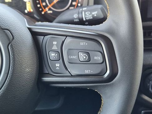 Certified 2025 Jeep Wrangler Sport S image 29