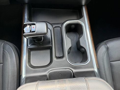 Used 2022 Chevrolet Silverado 1500 High Country RWD image 21