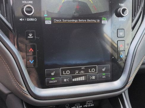 Used 2025 Subaru Outback Wilderness AWD/4WD image 30