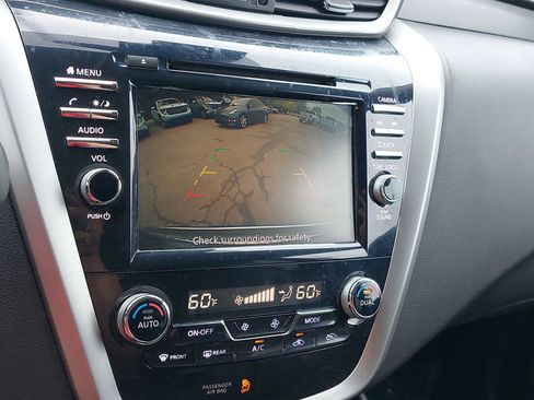 Used 2022 Nissan Murano SV AWD/4WD image 22