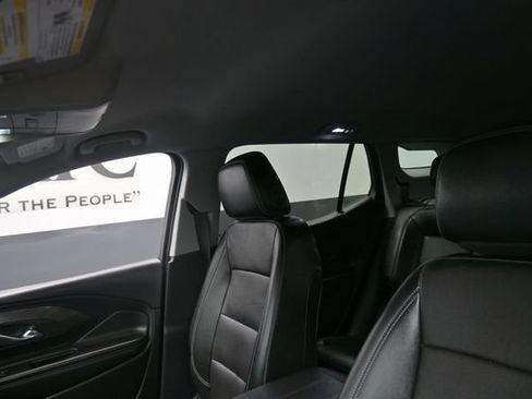 Used 2023 GMC Terrain SLT FWD image 17