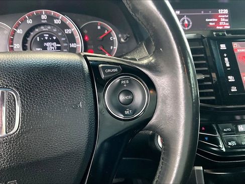 Used 2017 Honda Accord EX-L image 20