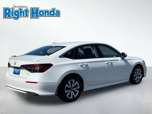 Used 2025 Honda Civic LX image 7