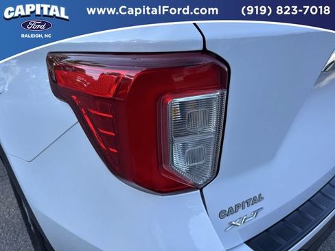 Used 2021 Ford Explorer XLT w/ Equipment Group 202A RWD image 15