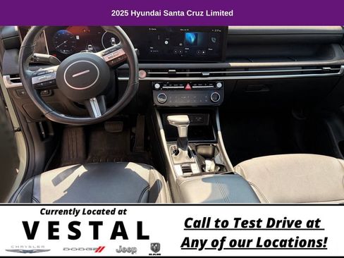 Used 2025 Hyundai Santa Cruz Limited AWD/4WD image 17